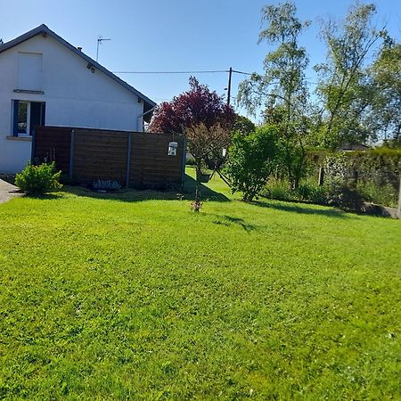 Les Abelias Bed & Breakfast Hauterive  Eksteriør bilde